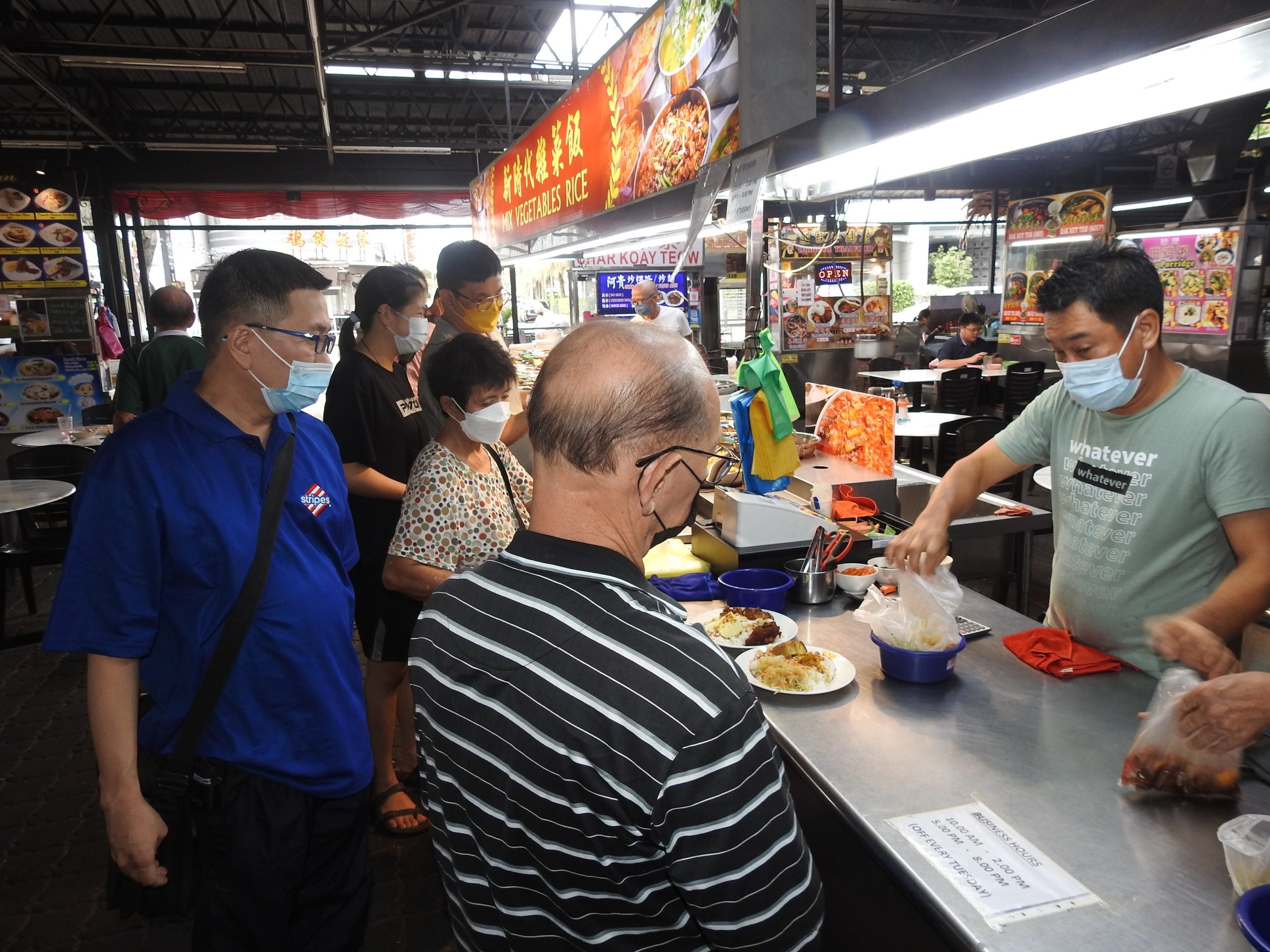 (10/8/有故事的人)我把杂菜饭入驻槟岛--吴荣德