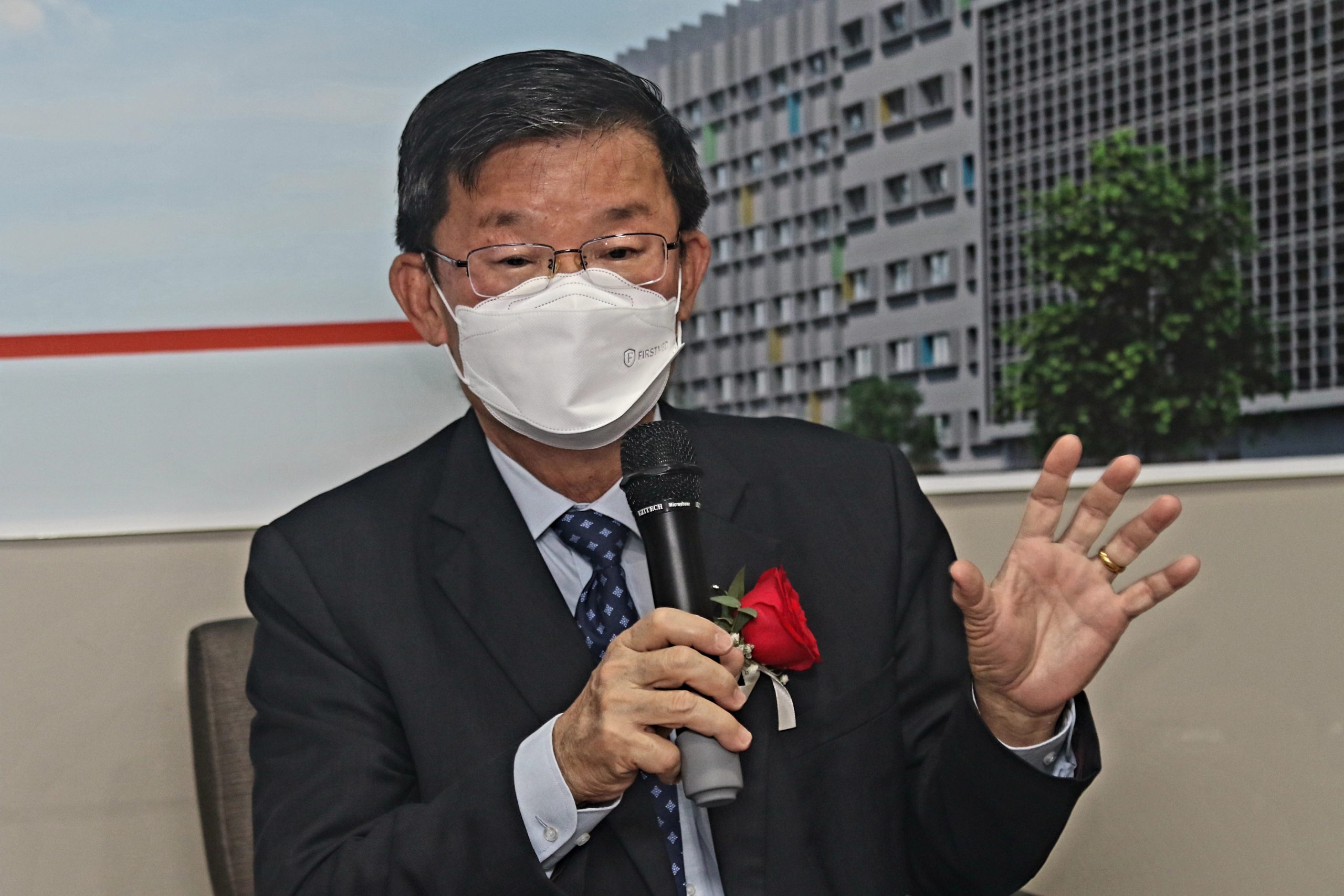 (全国版)是否悬空4州议员席位 曹观友:待高庭解决上诉传票后决定