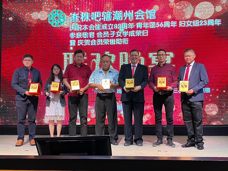 张文荣:银行户头被盗案频发生,银行应提升安全系统