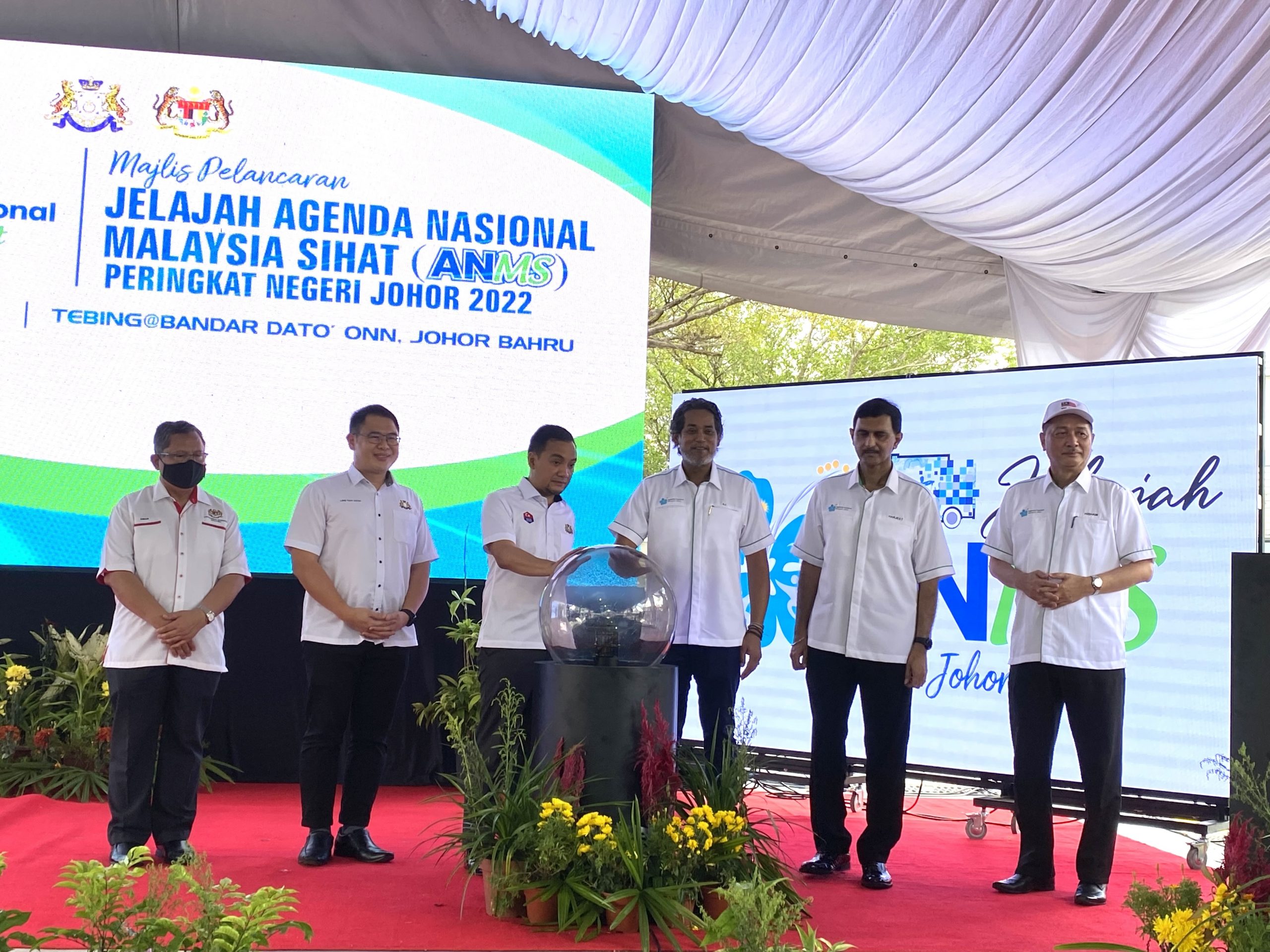 (已签发)柔:柔州医院有2000岗位空缺,大臣要求卫生部增添人手