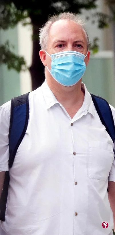 (已签发)柔:狮城二三事:拒戴口罩还挑战警员 狮城英籍男子罚8000新元