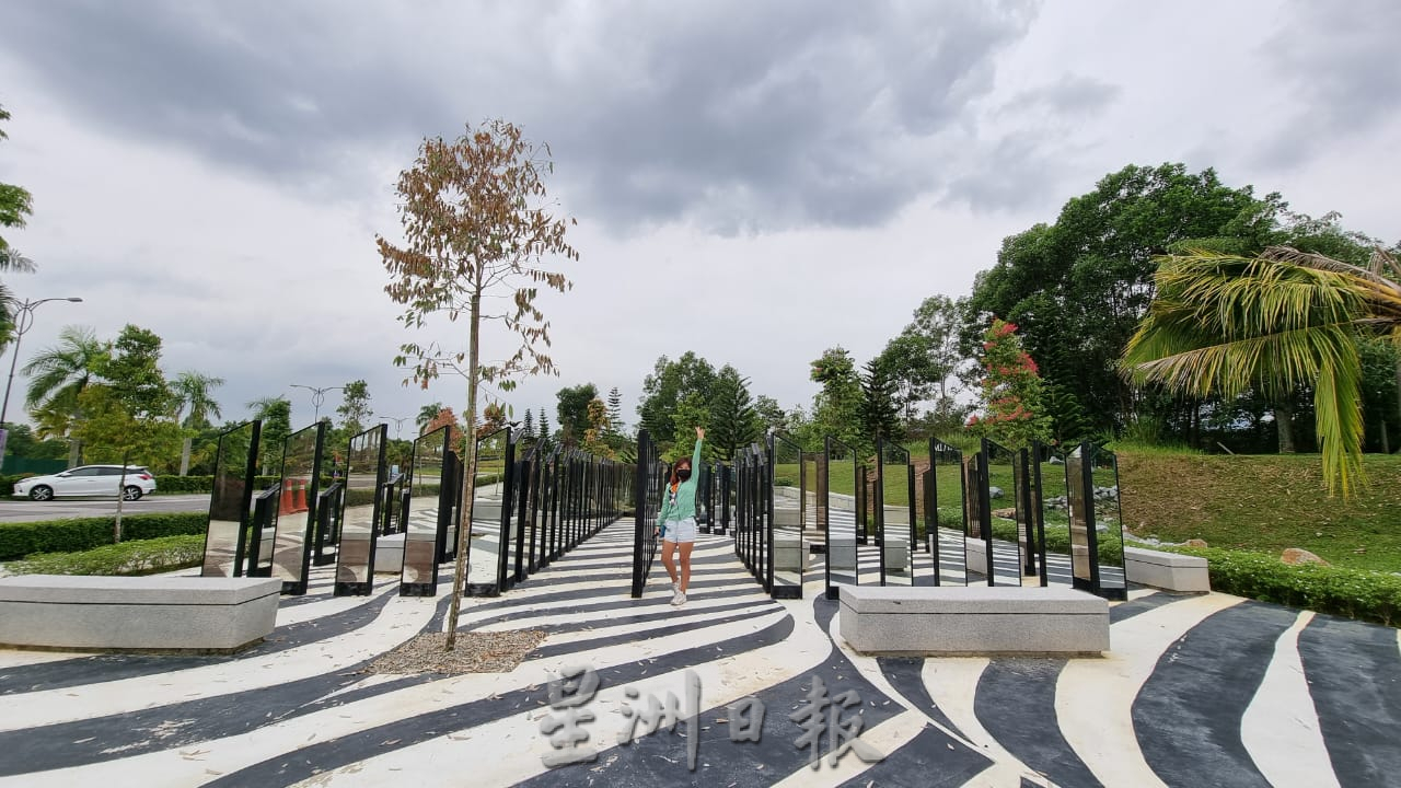 NS 游森玩水:芙蓉公市楼上美食之外的美好 + 打卡汝来新景点-镜子公园