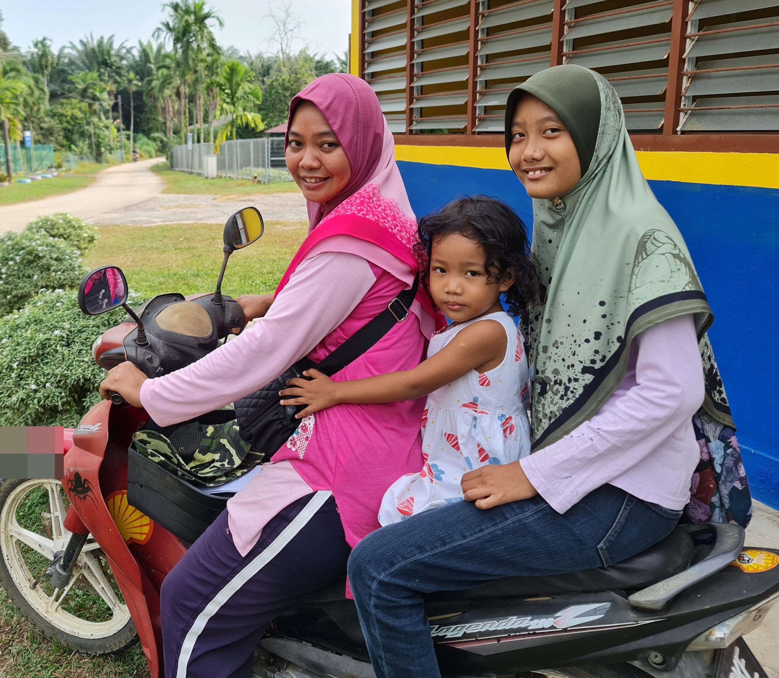 18/9见报∕我们∕各族专科医生牵手走进原住民村