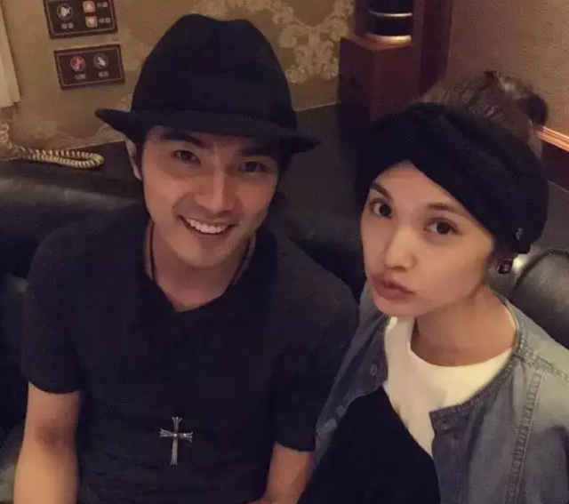 “在台吃海鲜奢侈”遭晒照打脸 杨丞琳急关脸书IG留言