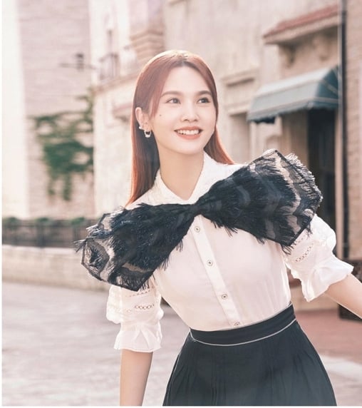 “在台吃海鲜奢侈”遭晒照打脸 杨丞琳急关脸书IG留言