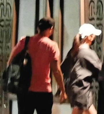 深夜进李杏家被拍 人夫温昇豪认待了半小时