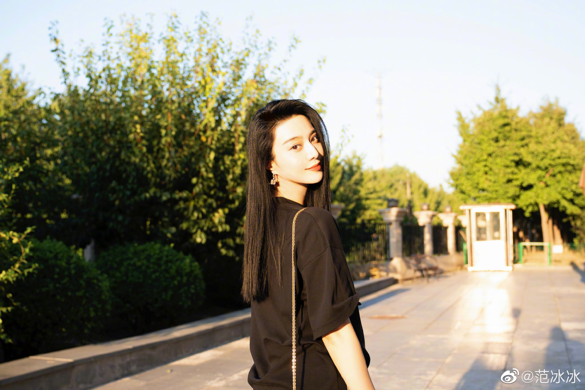 范冰冰登西班牙教科书 盛赞代表中国美