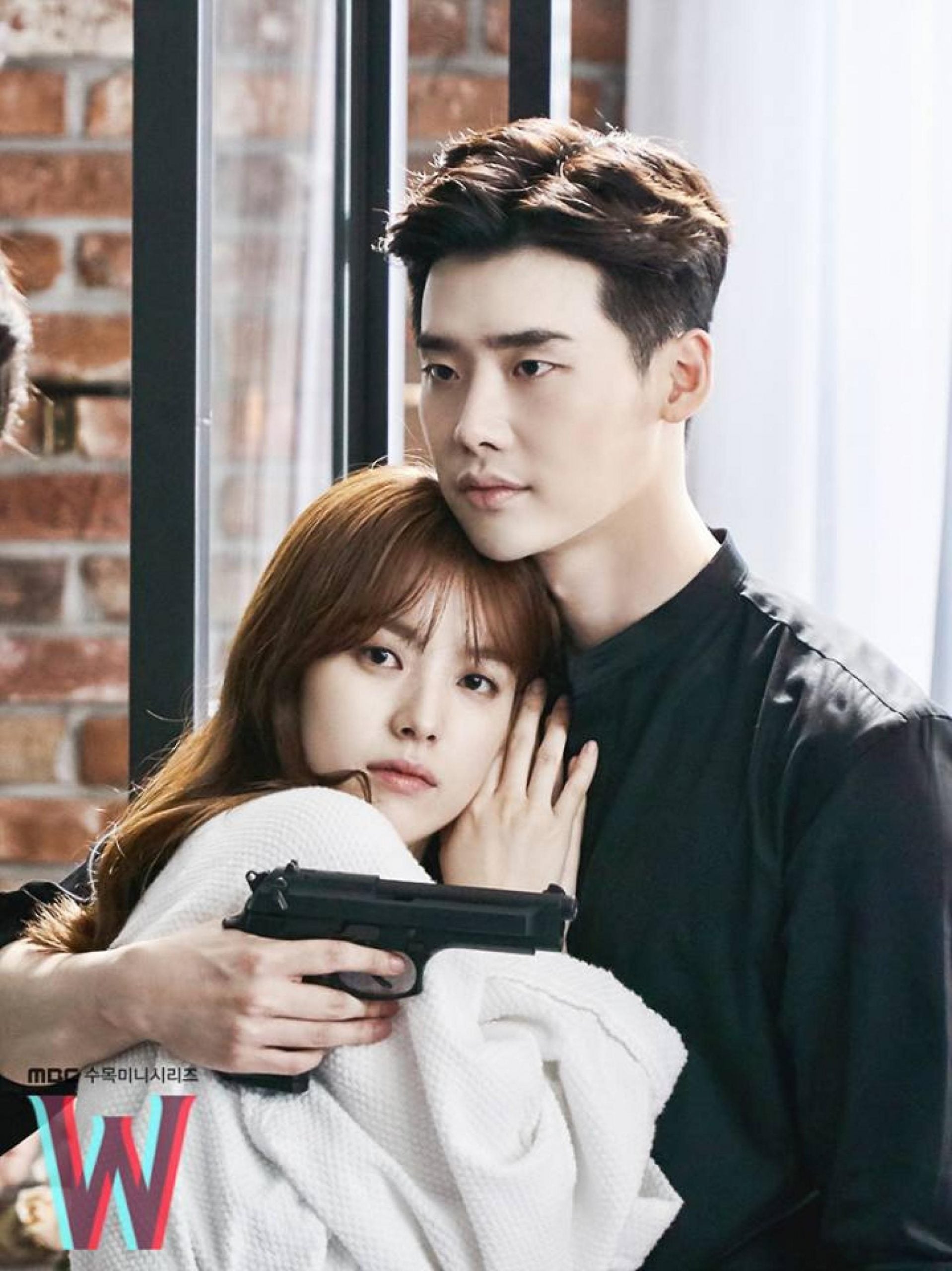 ​韩剧《W-两个世界》翻拍版  高颜值男女主角曝光