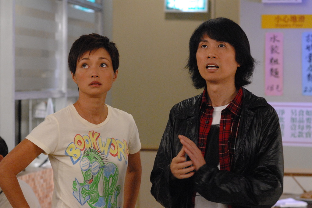 “最美郭襄”李绮虹满脸雀斑素颜照曝光 网力挺:优雅地老去很美