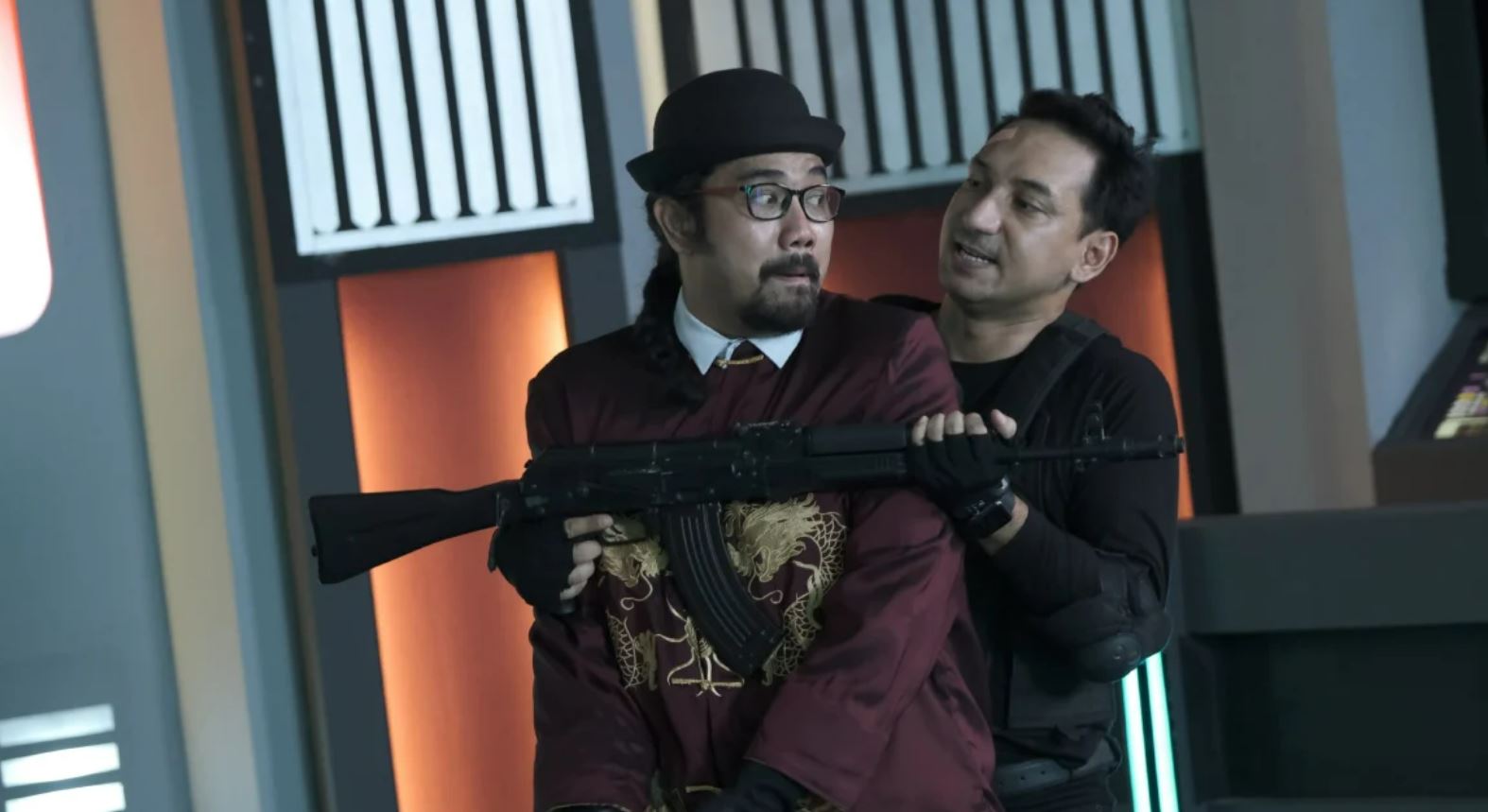 《Abang Long Fadil 3》票房开红盘 预映一天收120万	