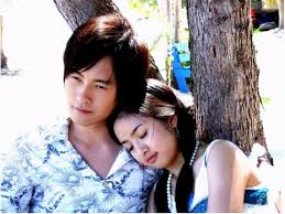 《恶作剧之吻》17周年! 全家合体铁粉掀回忆杀