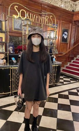 《爸爸去哪儿》12岁王诗龄蜕变成气质少女 赴英留学入住房间连安妮公主都住过