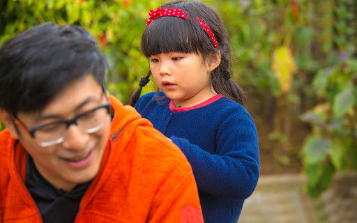 《爸爸去哪儿》12岁王诗龄蜕变成气质少女 赴英留学入住房间连安妮公主都住过