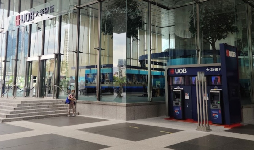 七旬翁要汇48万救“爱人” 银行职员察觉不妥揭破骗局!