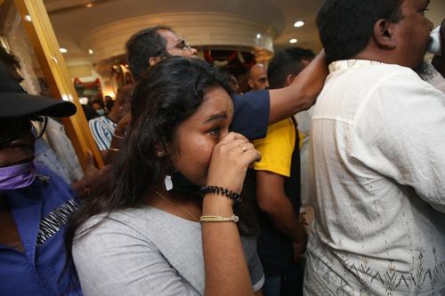 三美威鲁，一路走好！百人送殡 途经国大党