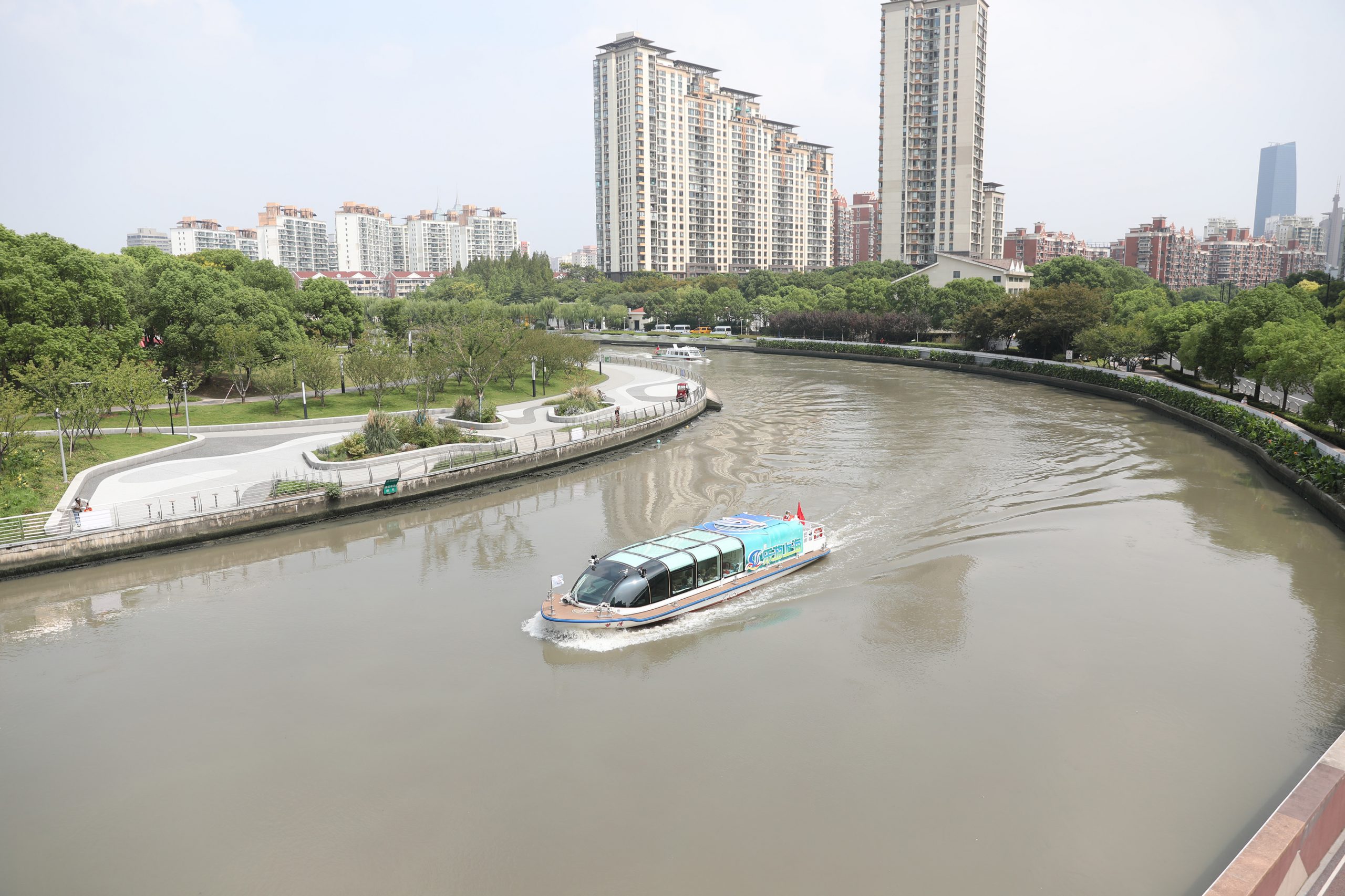 上海旅游节如约而至 苏州河旅游水上航线开通试航