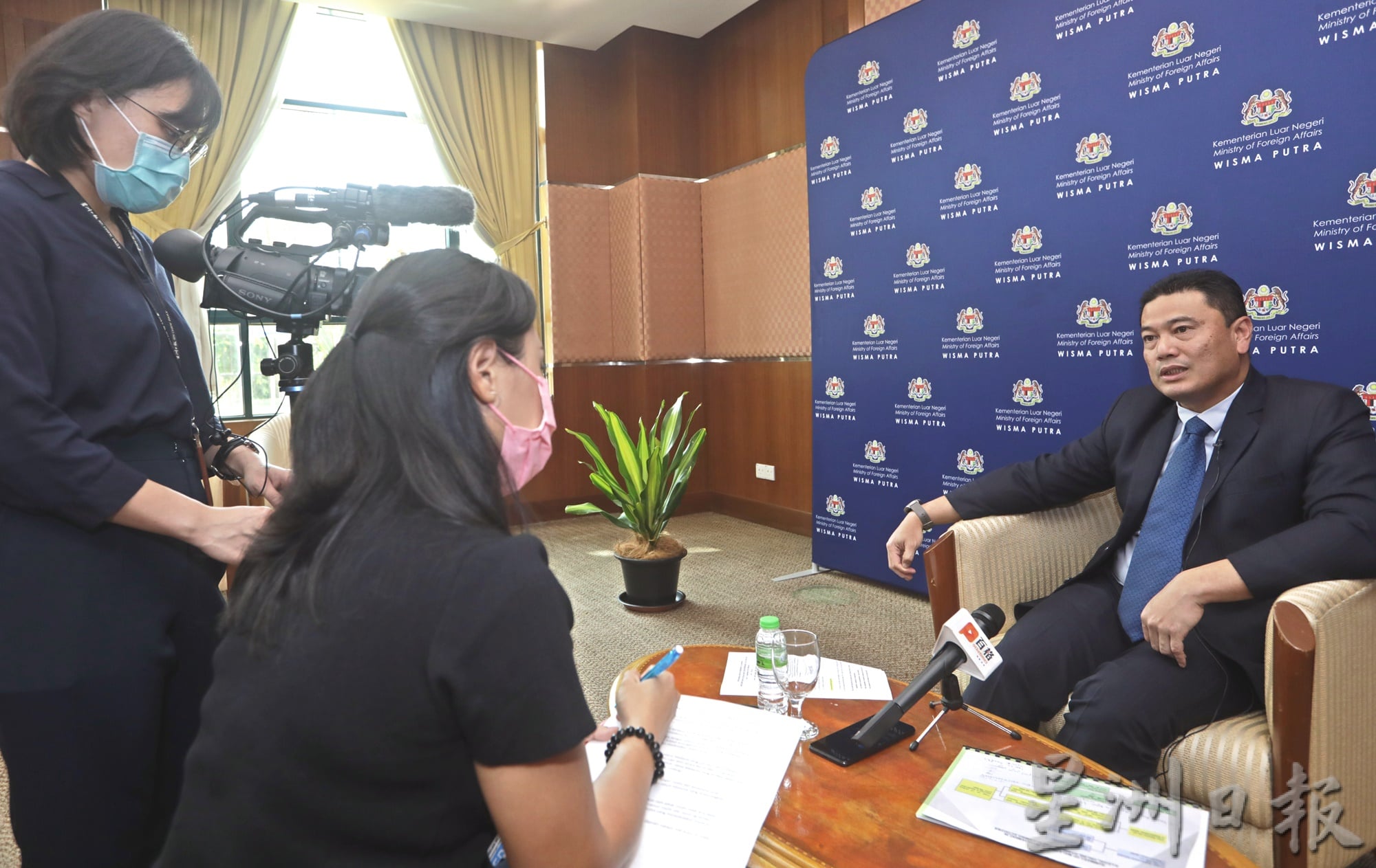 专访我国驻柬埔寨大使