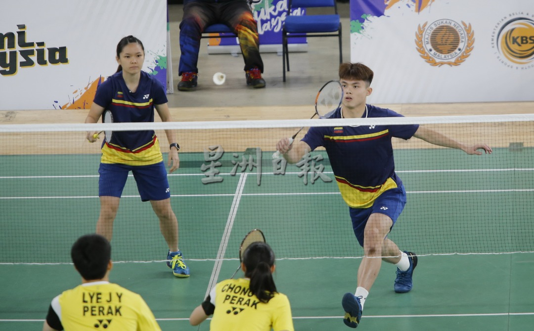 世青赛不自添压力 贺首维视转战成年转折点