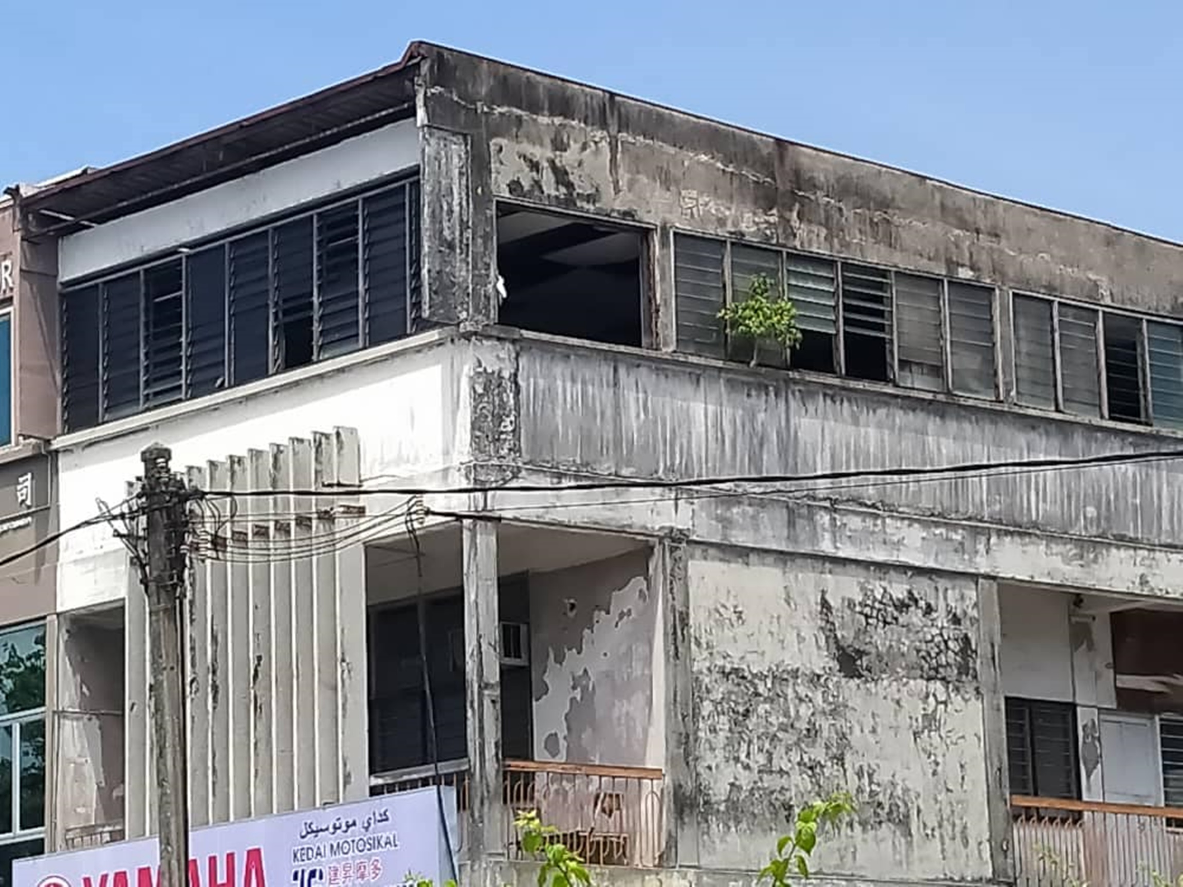 东:共同提升关丹市容,市政厅发指示促业主维护建筑物外观整洁。