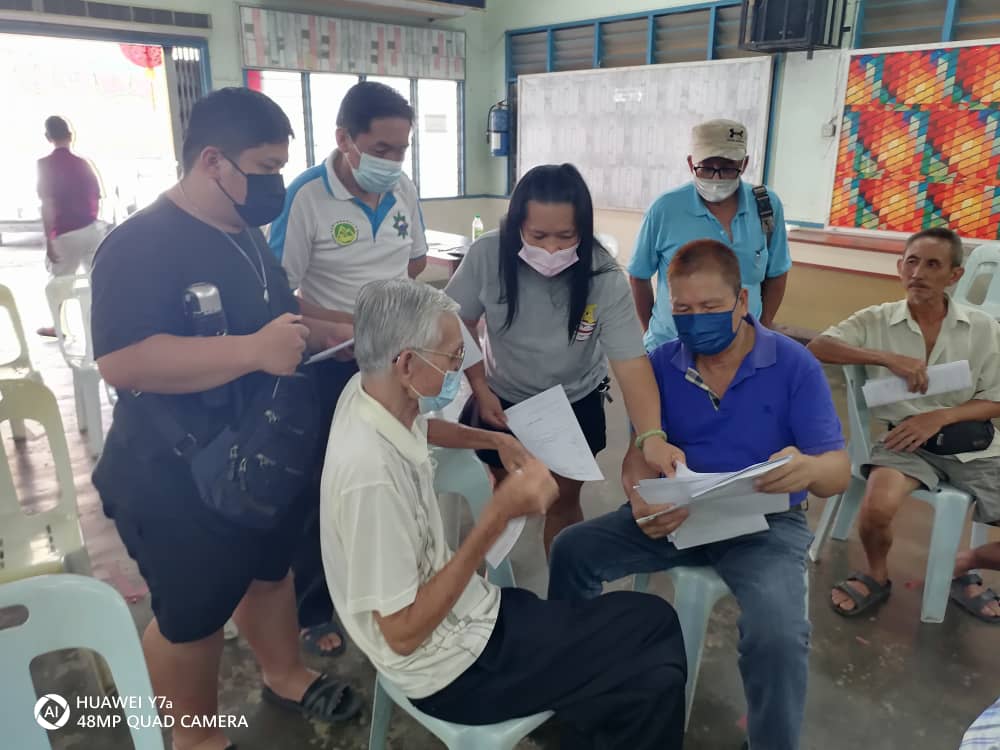 东:巴也朗34镇农民委员会呼吁园主尽快联络争取重租农地