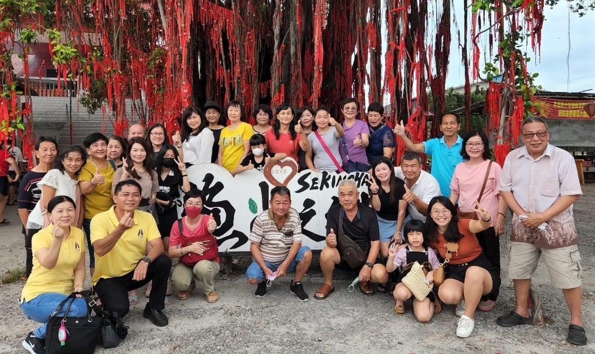 东：市民趁短假在国内游玩