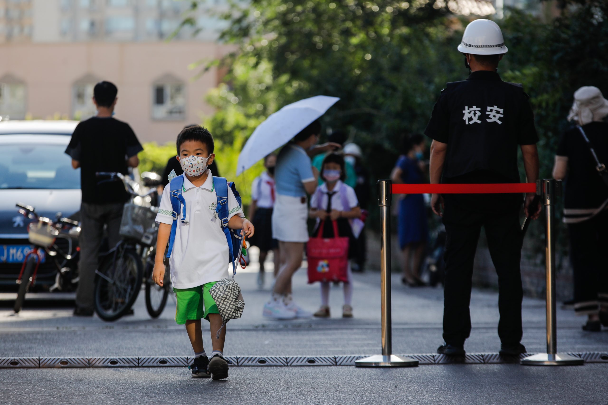 中国增1903宗本土病例 四川暂停校外培训