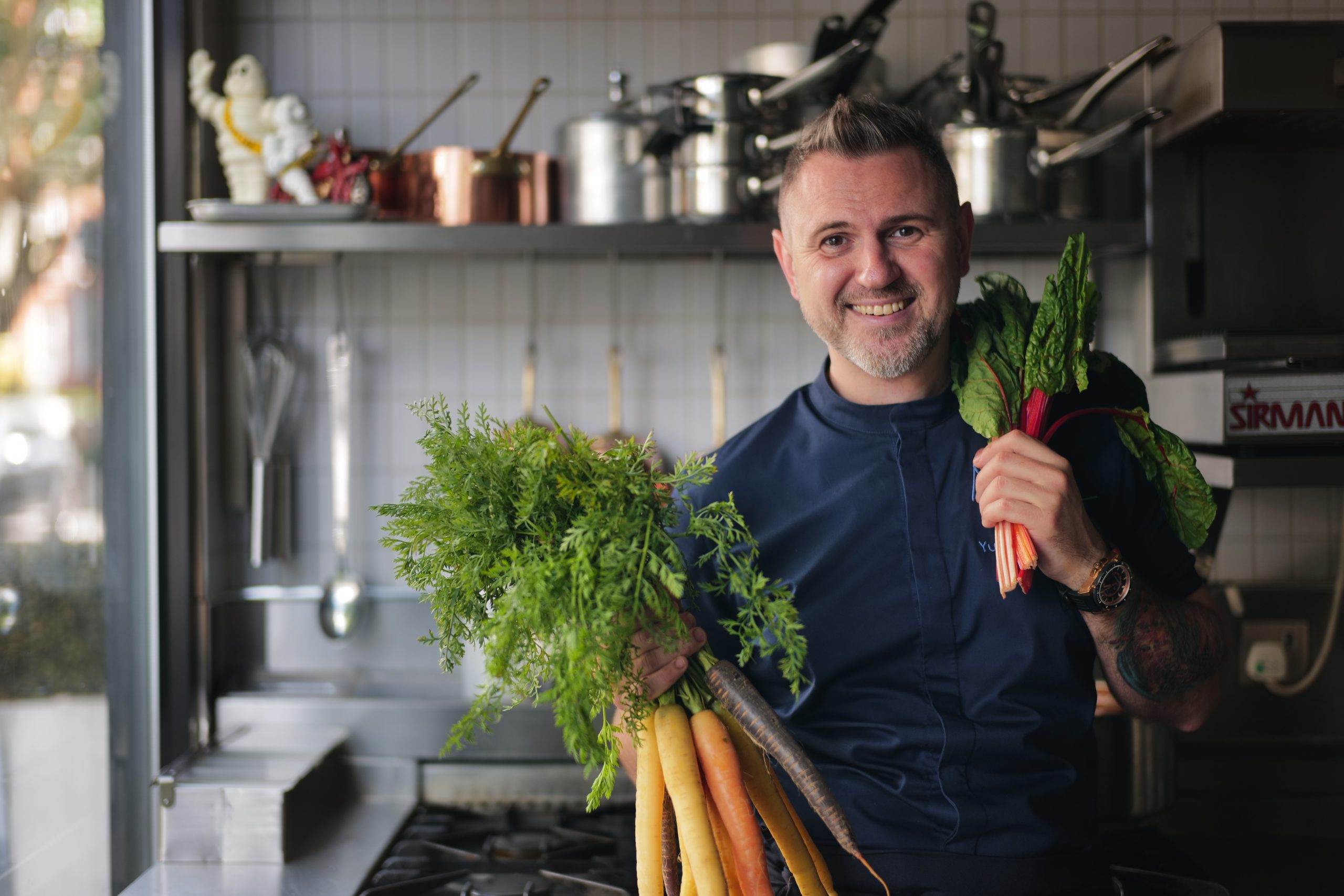 乌克兰明星大厨尤利/乌克兰烽火连天,人在异乡拼美食外交