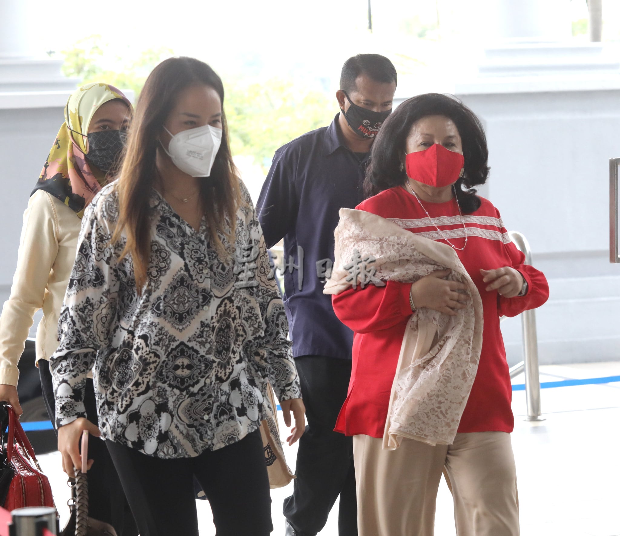 供夜报//1MDB案审讯