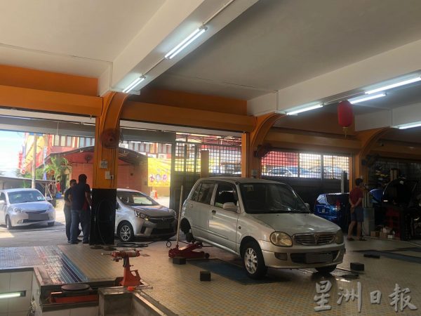 供fb：轮胎今年“三连涨”，商家：再涨价已不出奇