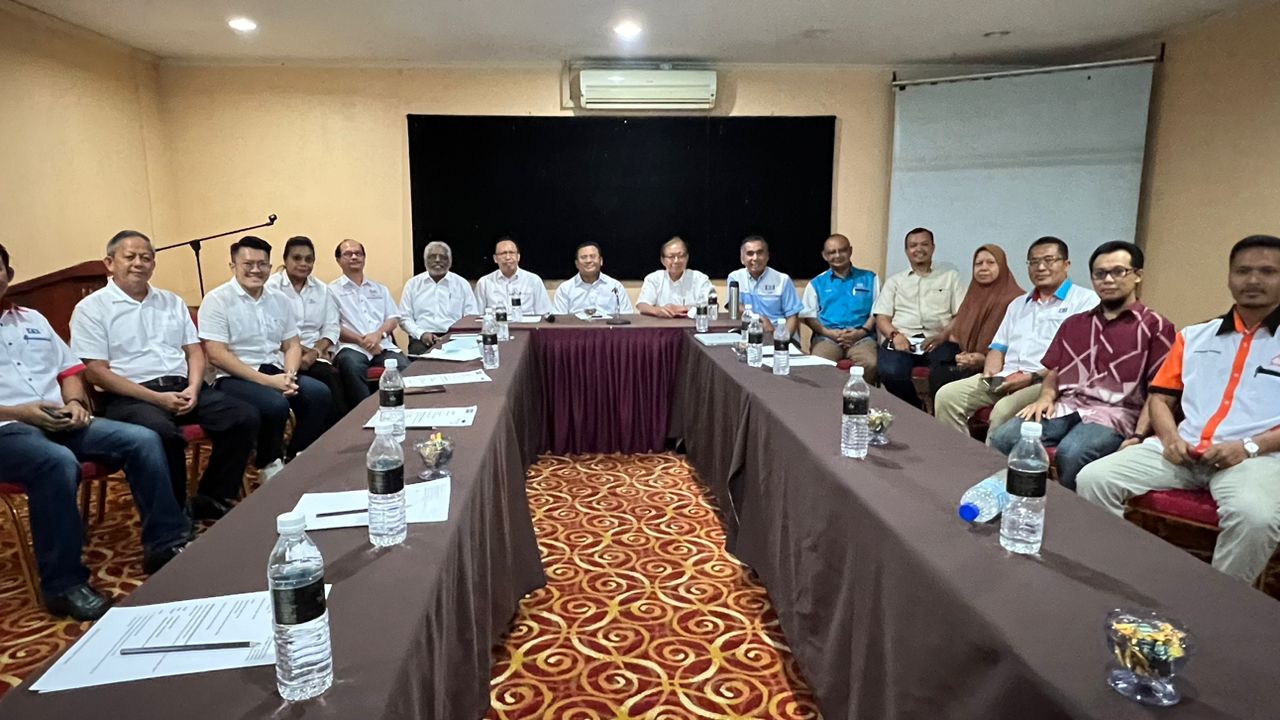 全国:阿米鲁丁:彭亨希盟预计10月完成议席分配