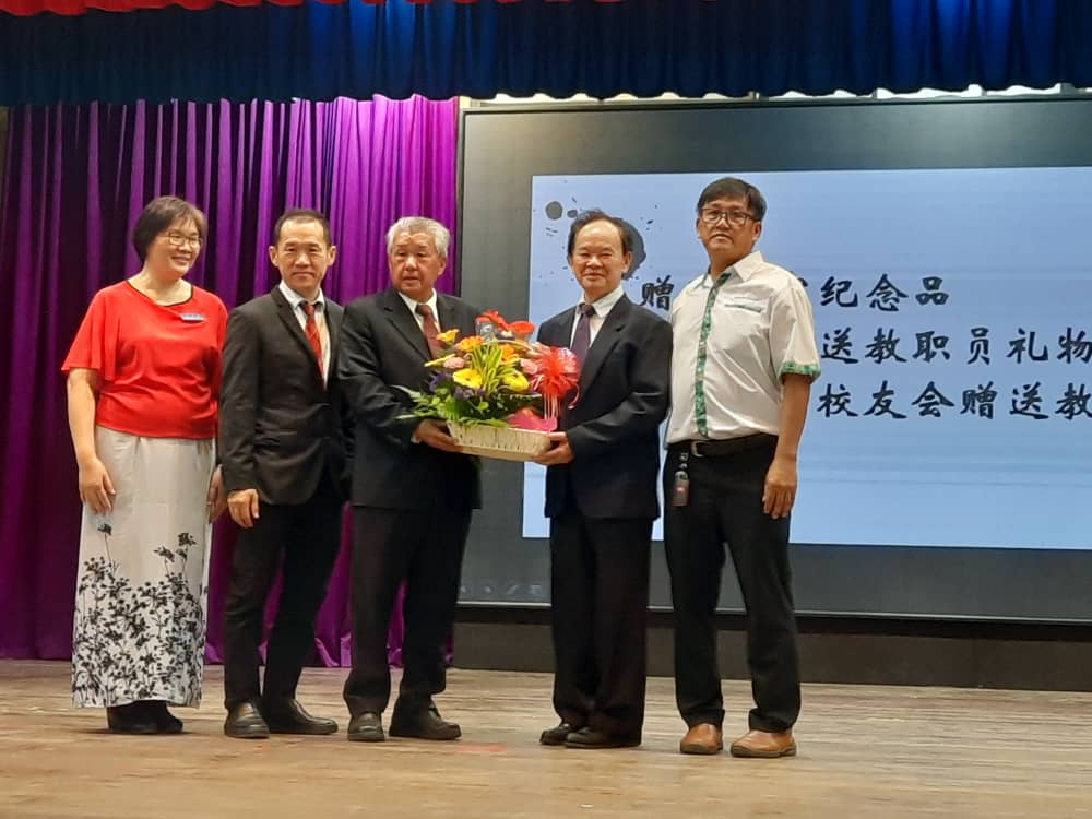 全国:陈大锦:4所国内大专院校同步推动,料可达到90%独中老师具备教育专业资格的目标