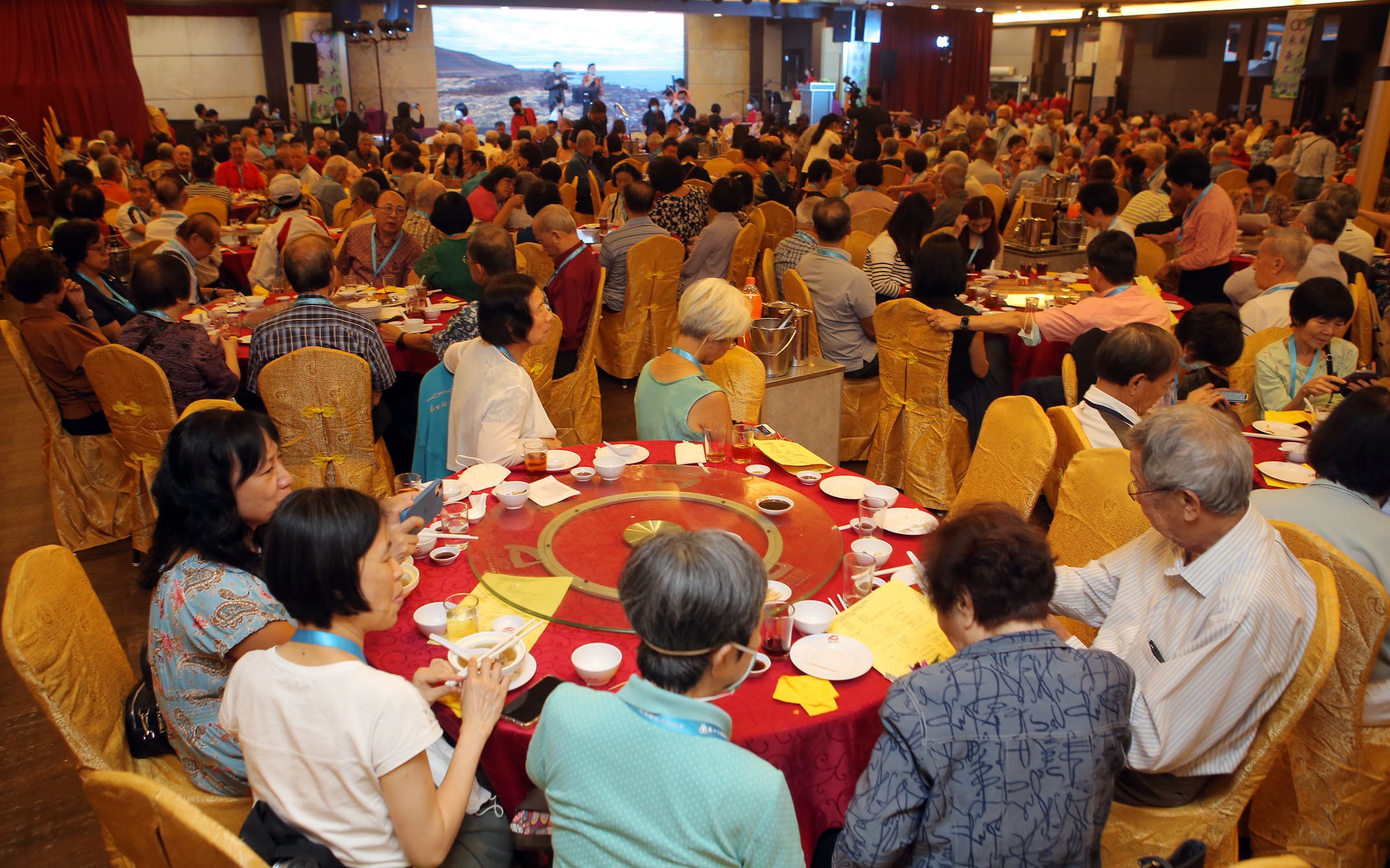 凝聚与延续不朽的南大情谊 海内外逾600校友齐聚一堂