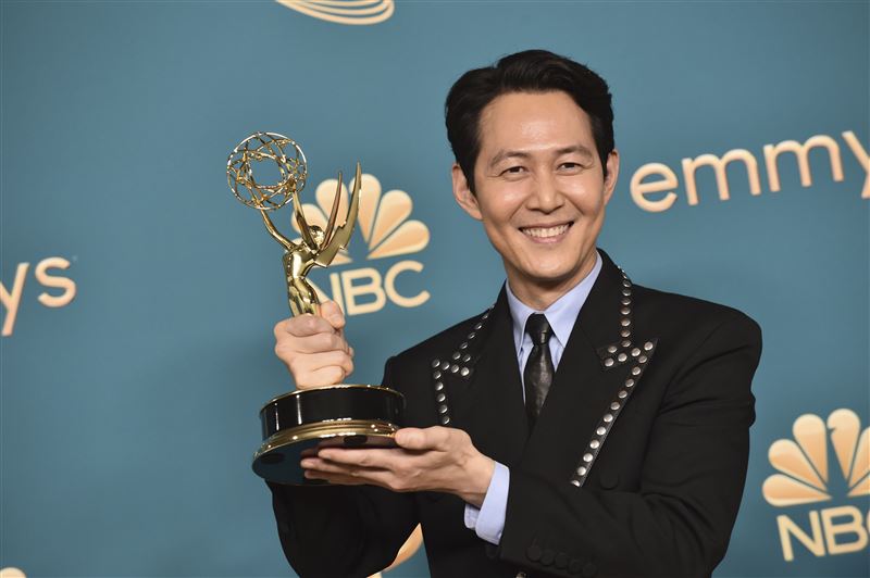 刚从美国返韩 李政宰确诊隔离