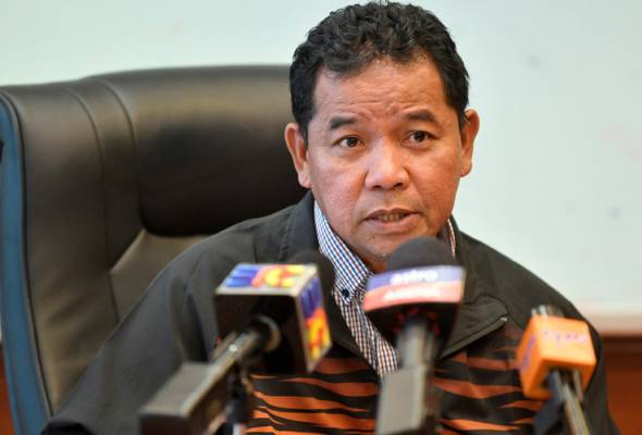 前国家残疾泳将街头售货 体理会呼吁勿再渲染