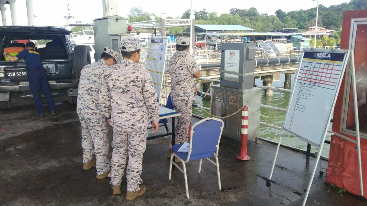 华裔男子骑水上摩托失踪