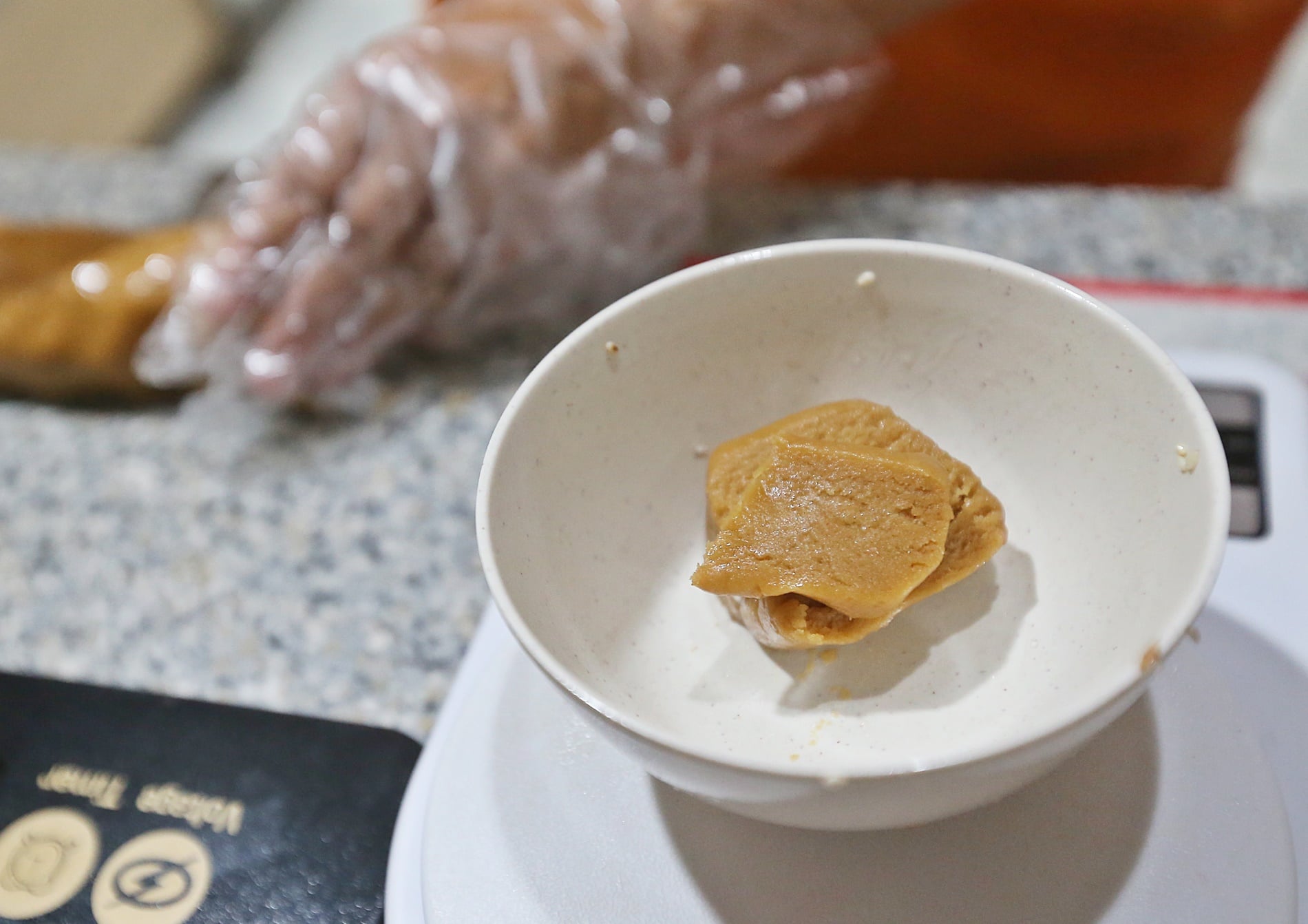 厨艺空间 | 伍仁金腿月饼 中秋经典好味道