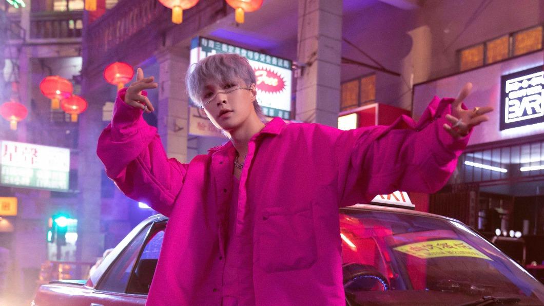 反击网流言蜚语 张艺兴写歌呛酸民