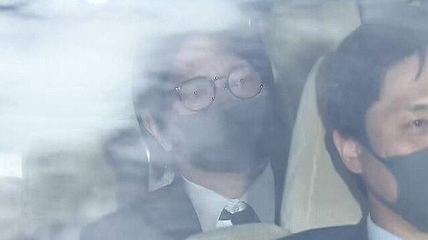 吸毒判缓刑又被抓 田中圣全数认罪