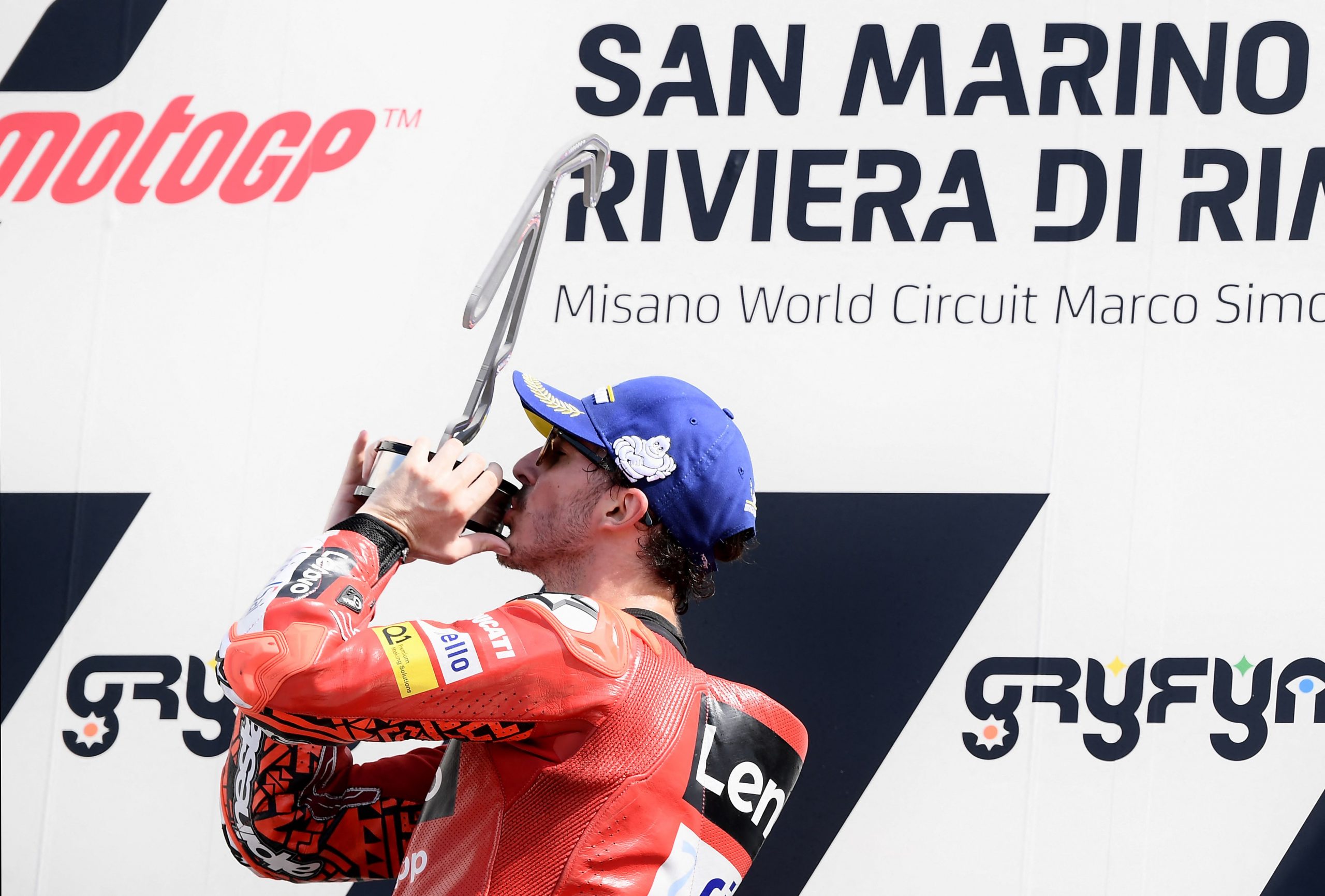 圣马力诺站MotoGP|巴尼亚亚豪砍4连冠 托维谢幕:我生涯已很完美