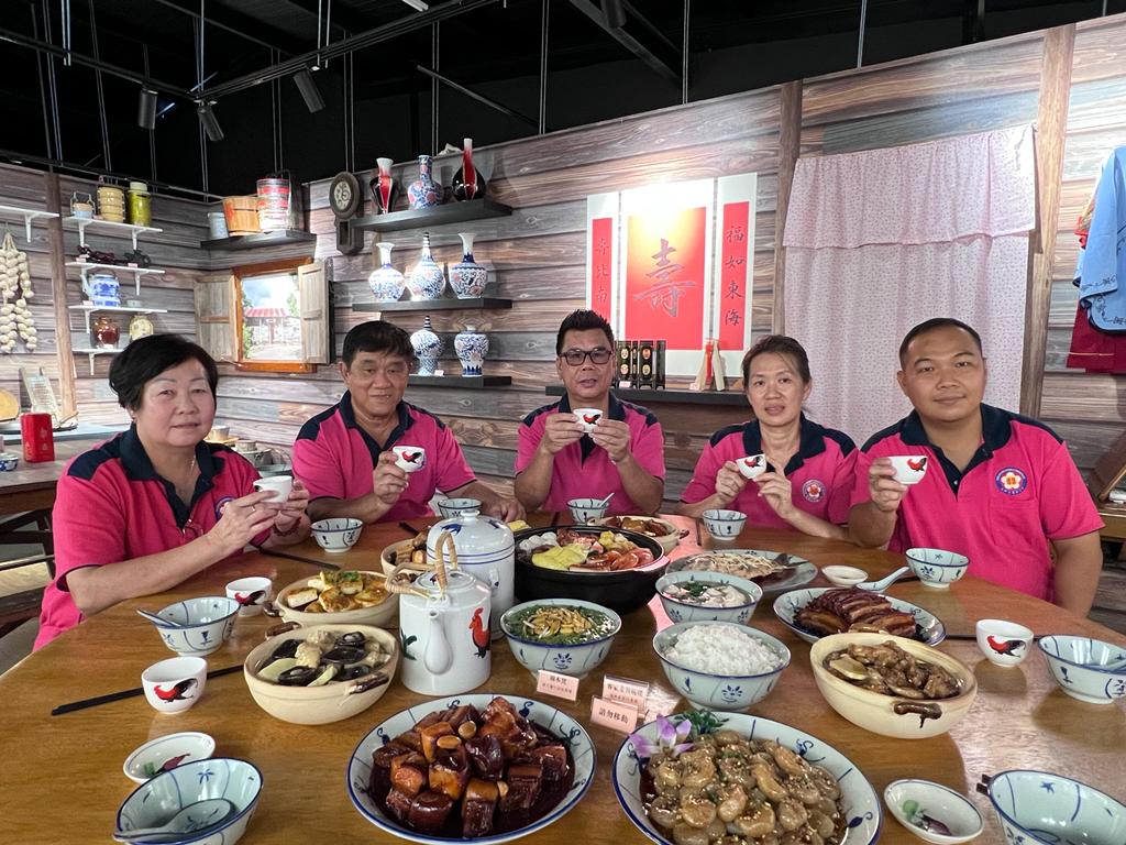 大都会封面/适耕庄客家公会文物馆