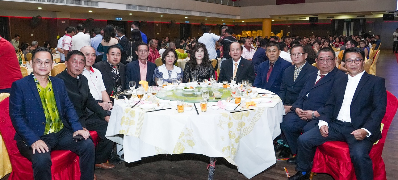 大都会：马来西亚肖蛇总会跨越廿五迈入银禧晚宴盛会