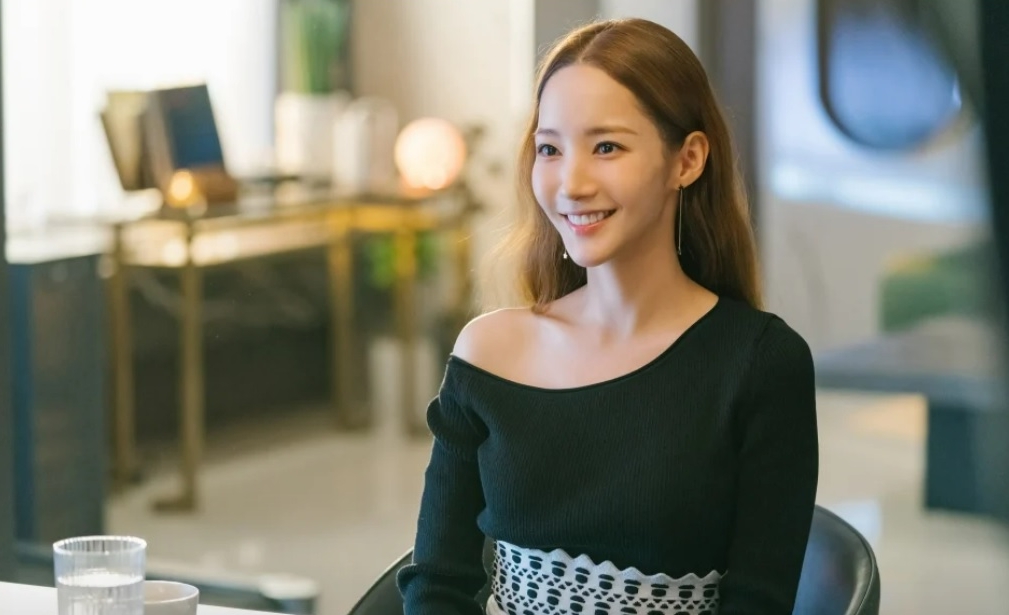 女神形象崩坏?朴敏英瘦到双颊凹陷