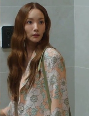 女神形象崩坏?朴敏英瘦到双颊凹陷