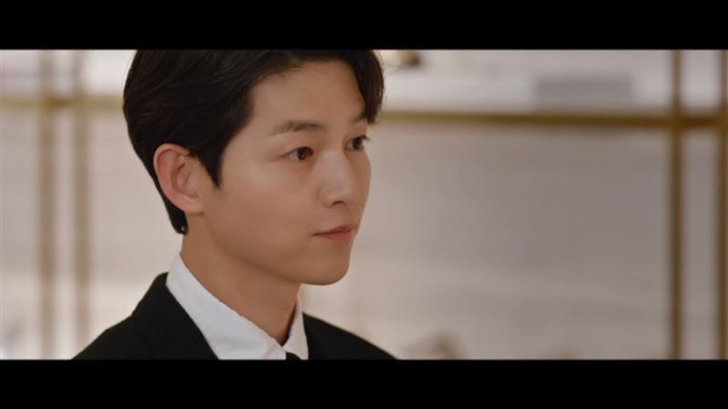 宋仲基客串卖鞋​仅1分20秒   助金高恩新剧收视飙涨