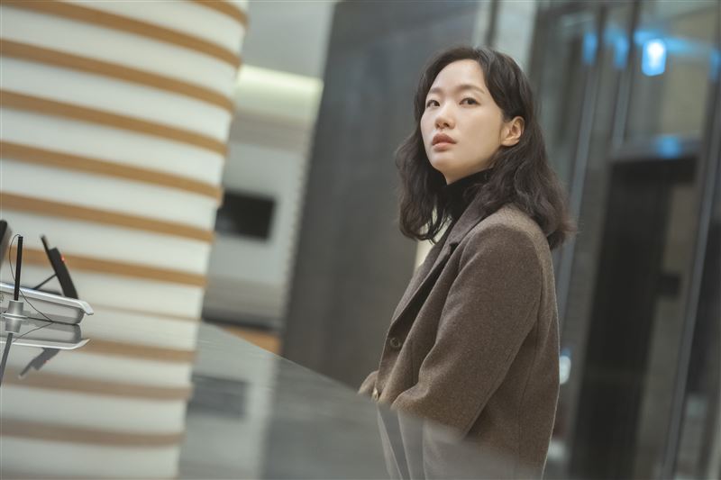 宋仲基客串卖鞋​仅1分20秒   助金高恩新剧收视飙涨