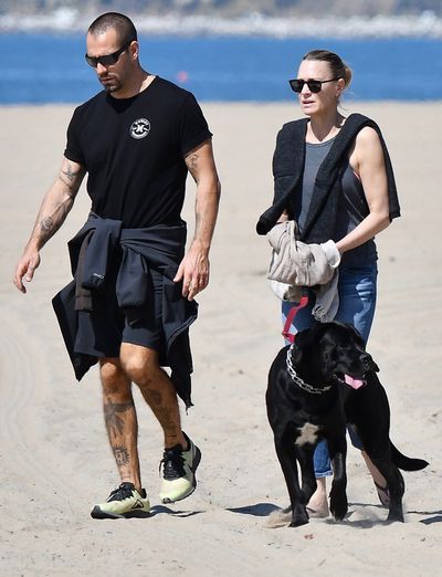 差19岁姐弟婚破局  罗苹莱特3度离婚