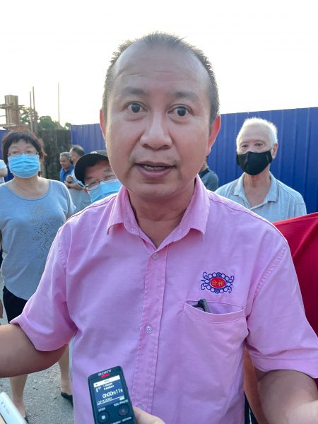 **已签发**柔:封面:住宅区旁建殡仪馆引居民反弹,新山中华公会:暂搁置并另寻解决方案