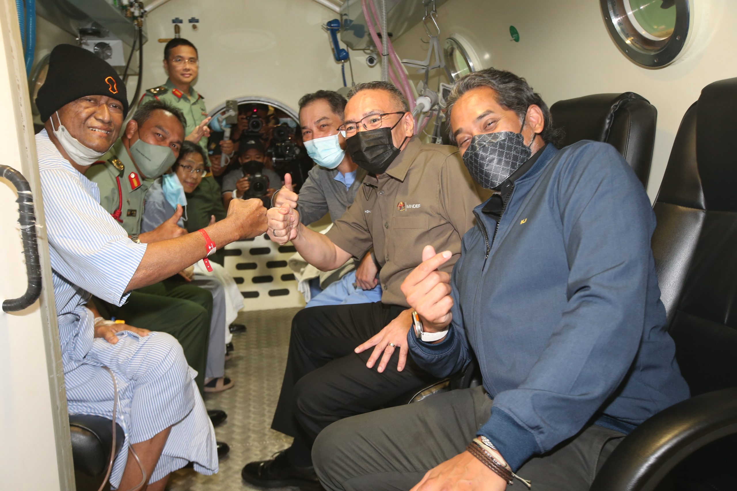 希山慕丁和凯里综合文