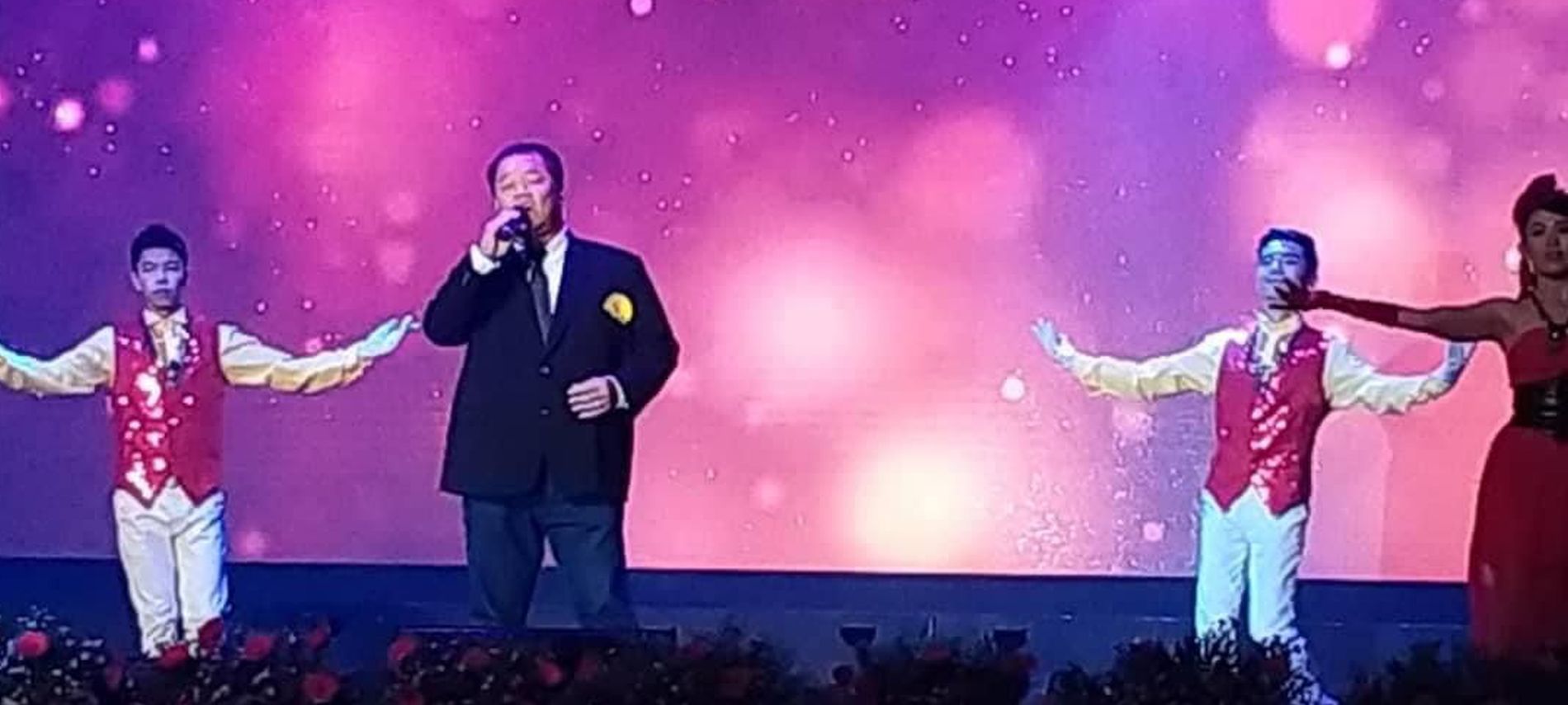 带你去找爱 | 一家爱唱歌家庭更有爱 张保仔用歌声唱出热情