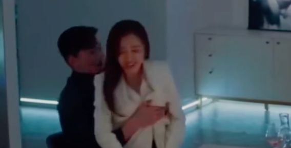 张翰“摸胸剧”无预警下架 网傻眼:没看到结局